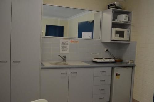 Tottenham Court Motel Брисбен Экстерьер фото